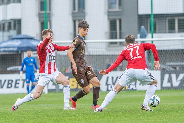 希尔德等也 希尔德等也